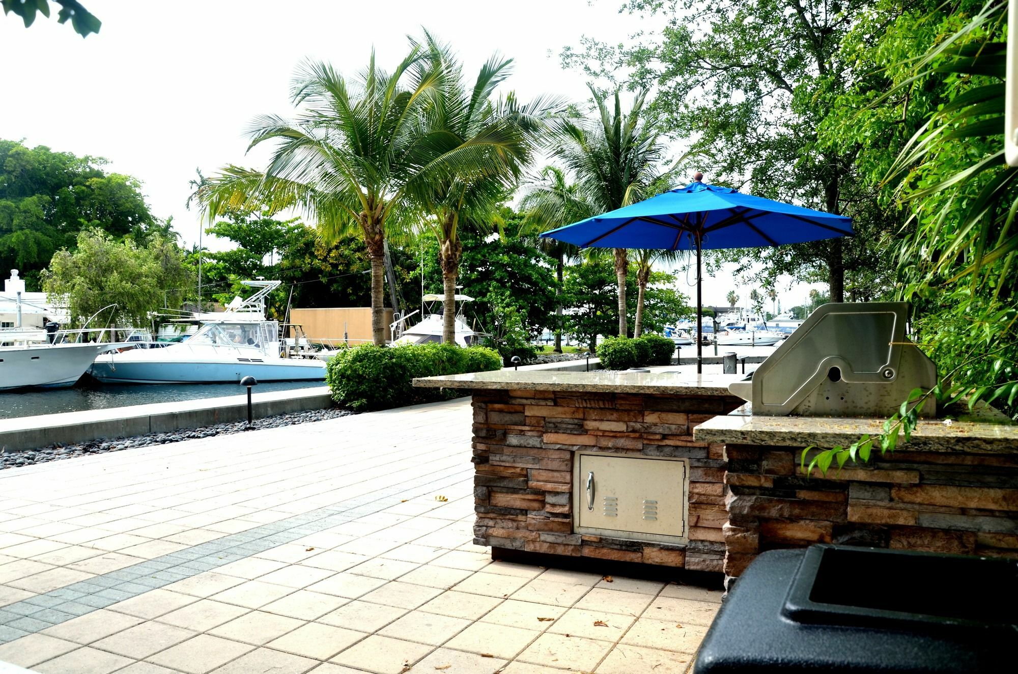 Riviera Luxury Living At River Oaks Marina And Tower Miami Exteriér fotografie