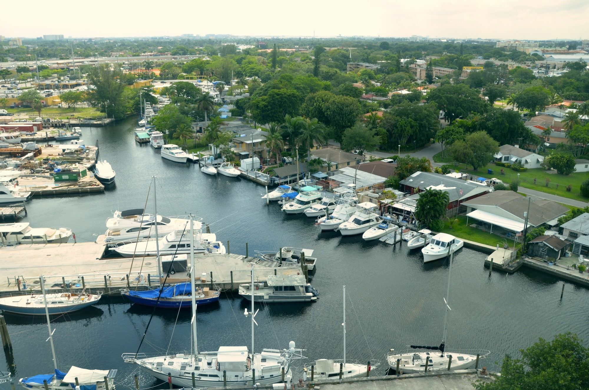 Riviera Luxury Living At River Oaks Marina And Tower Miami Exteriér fotografie