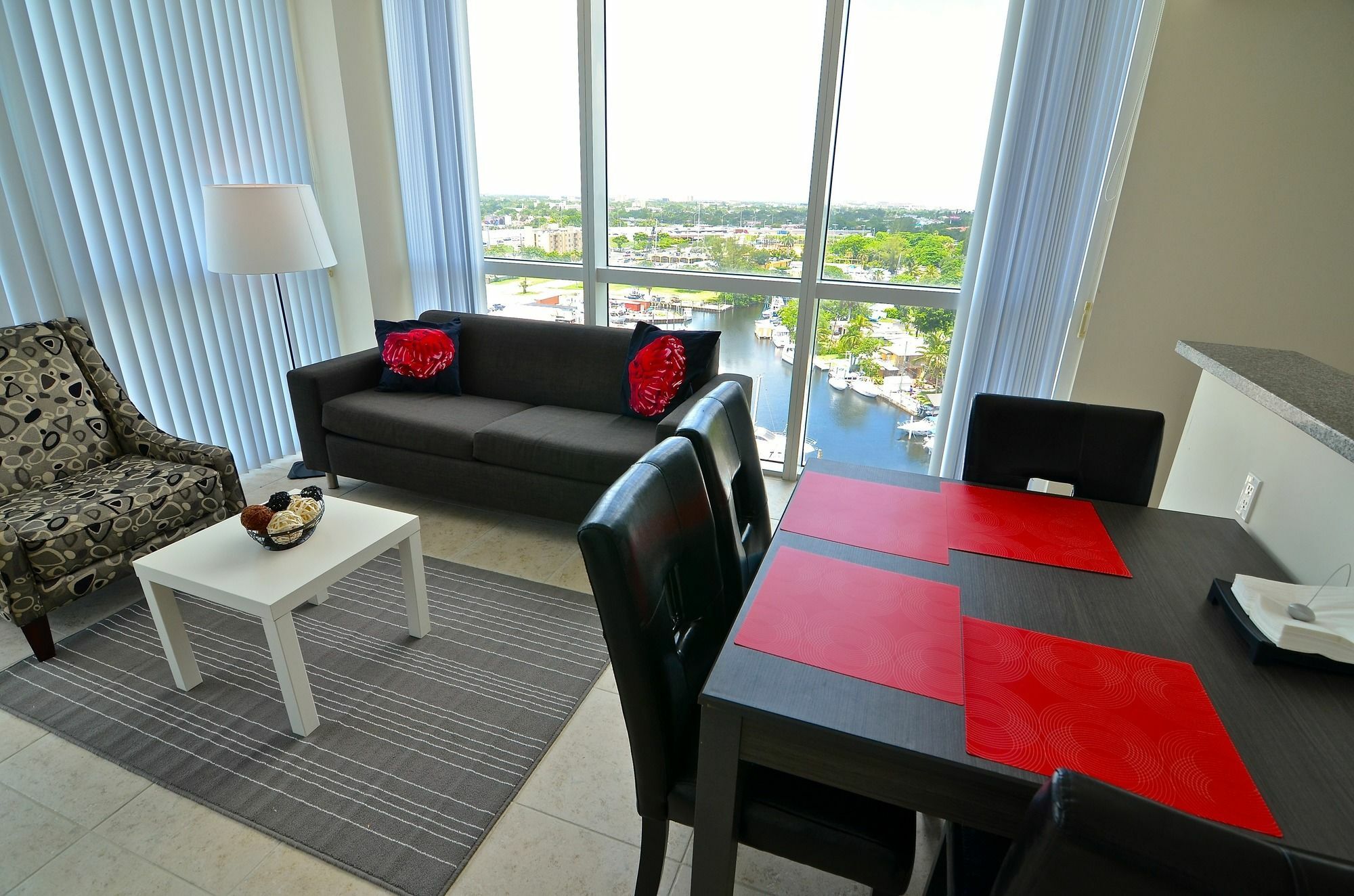Riviera Luxury Living At River Oaks Marina And Tower Miami Exteriér fotografie
